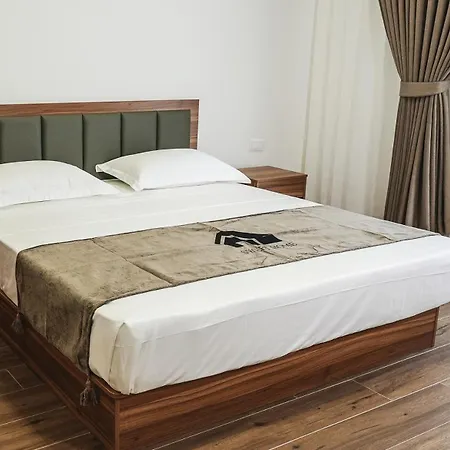 B&B Leonida